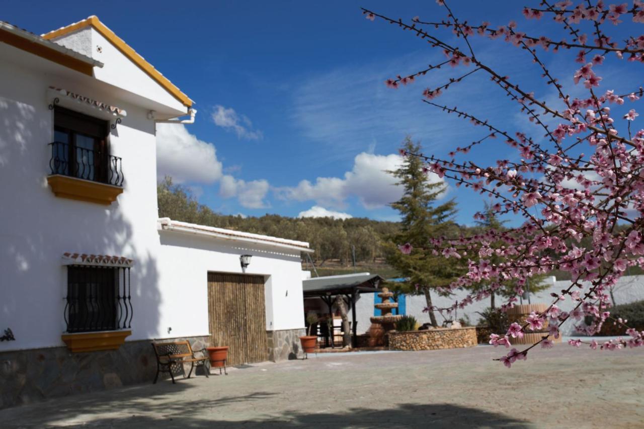 Casa De Las Montanas Вильянуэва-дель-Трабуко Экстерьер фото